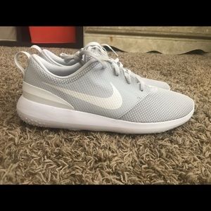 Nike Roché Golf shoe